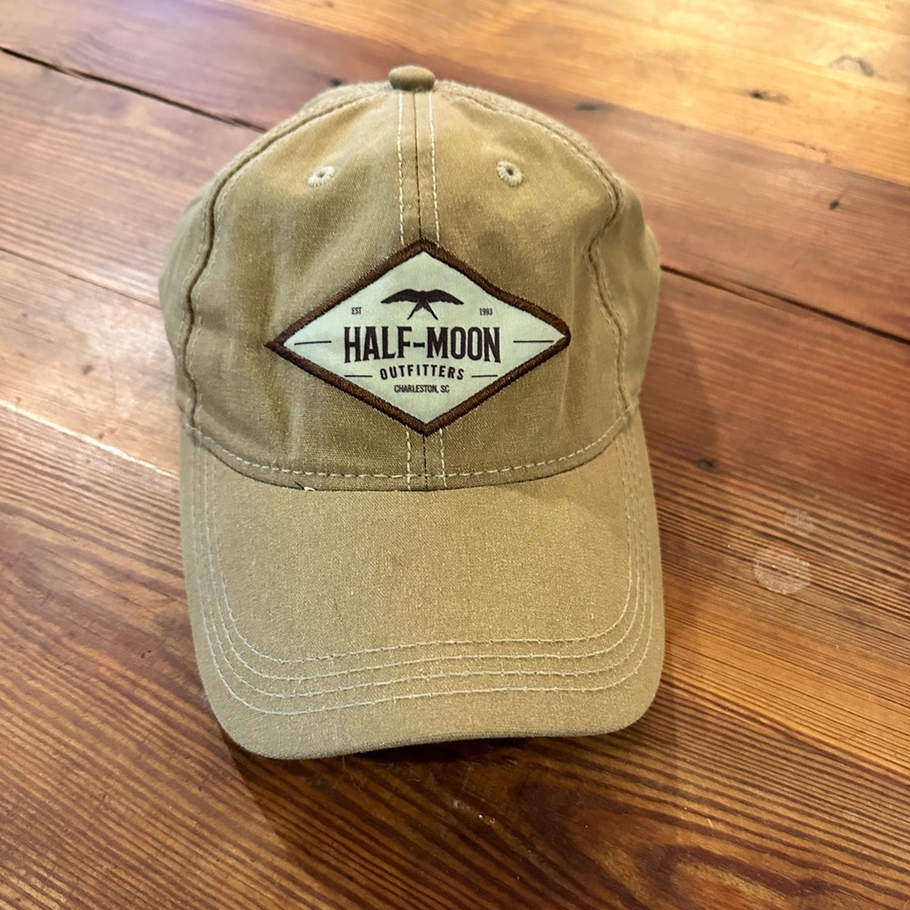 Half Moon outfitter wax hat